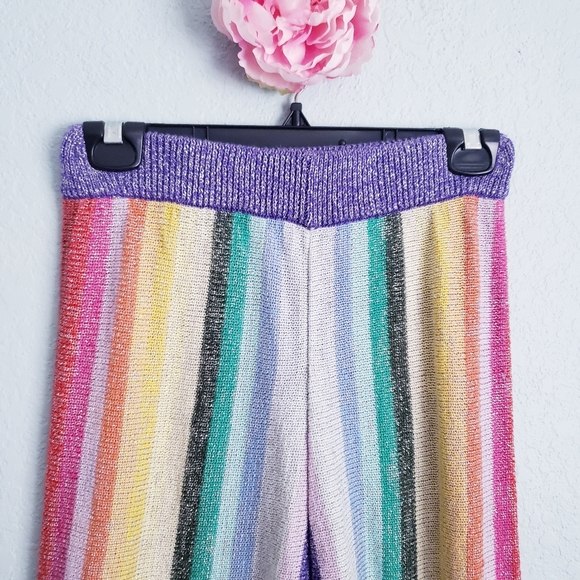 Lovers‎ + Friends - Picture 5 of 10